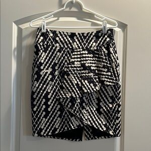 The Limited Black and Cream Patterned Pencil Skirt